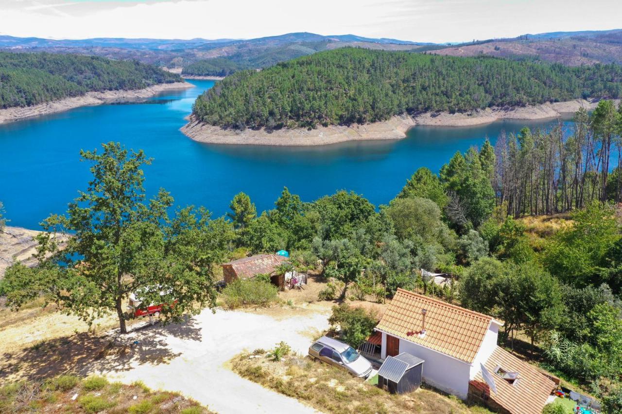Rosa The Cosy Cabin - Gypsy Wagon - Shepherds Hut, River Views Off-Grid Eco Living Pedrogao Grande Exteriör bild